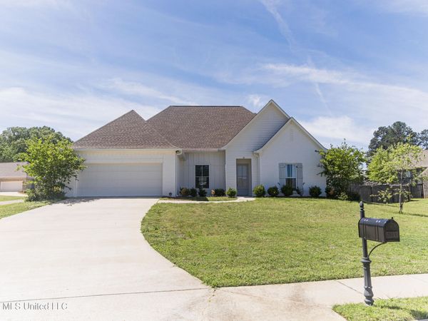 101 Neville Cove, Madison, MS 39110
