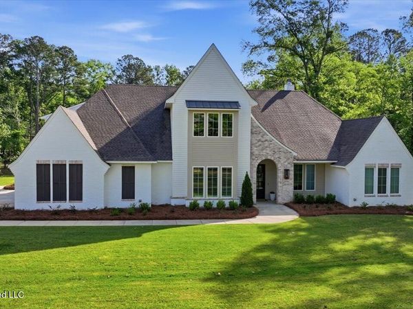 172 Chantilly Drive, Madison, MS 39110
