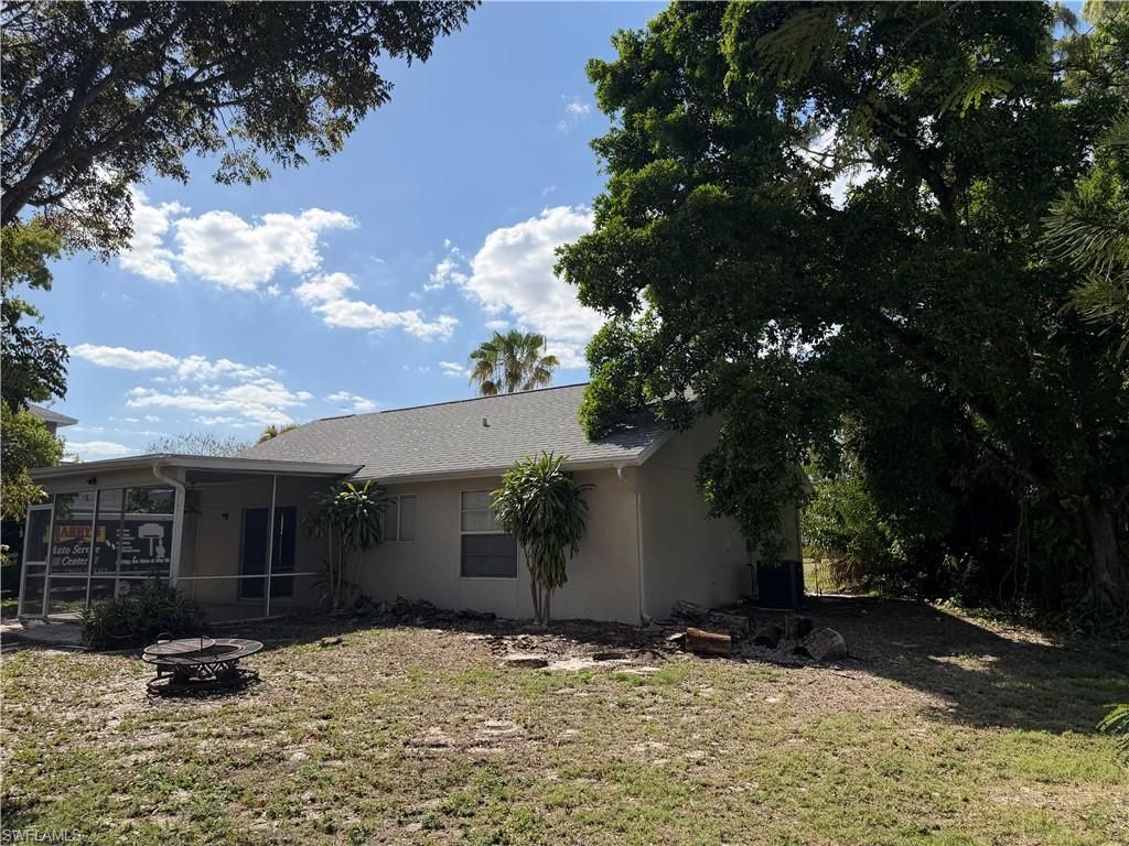 8072 Sandpiper Rd, Fort Myers, FL 33967 Photo