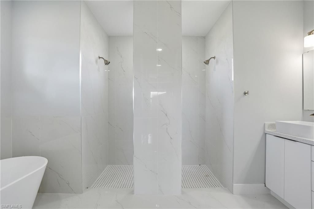 429 Palmyra Ave, Lehigh Acres, FL 33974 Photo