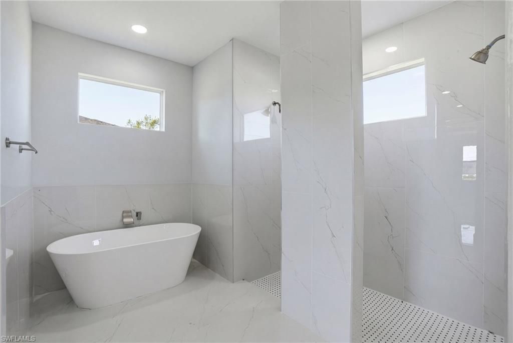 429 Palmyra Ave, Lehigh Acres, FL 33974 Photo