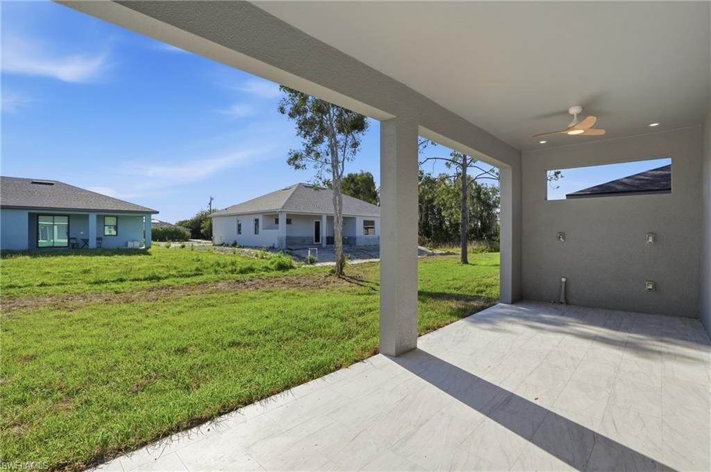 429 Palmyra Ave, Lehigh Acres, FL 33974 Photo