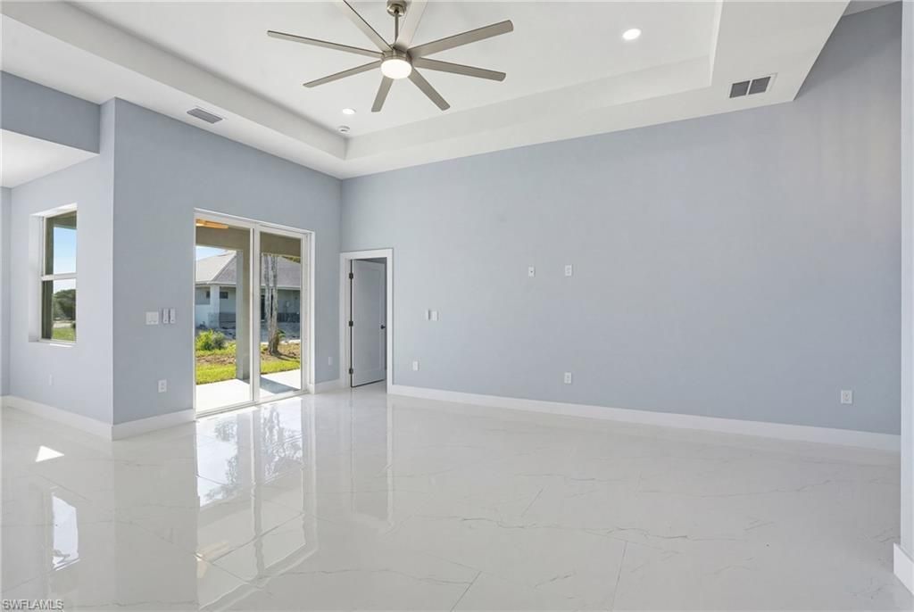 429 Palmyra Ave, Lehigh Acres, FL 33974 Photo