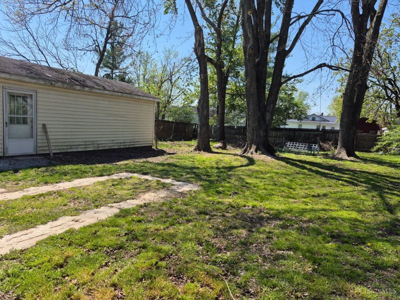 427 Kenwood Avenue, Georgetown, OH 45121 Photo 10