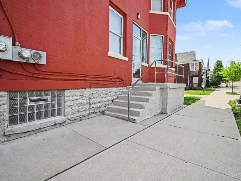 1601 Dexter Avenue, Cincinnati, OH 45206 Photo 3