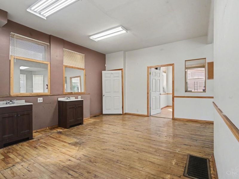 1601 Dexter Avenue, Cincinnati, OH 45206 Photo 4