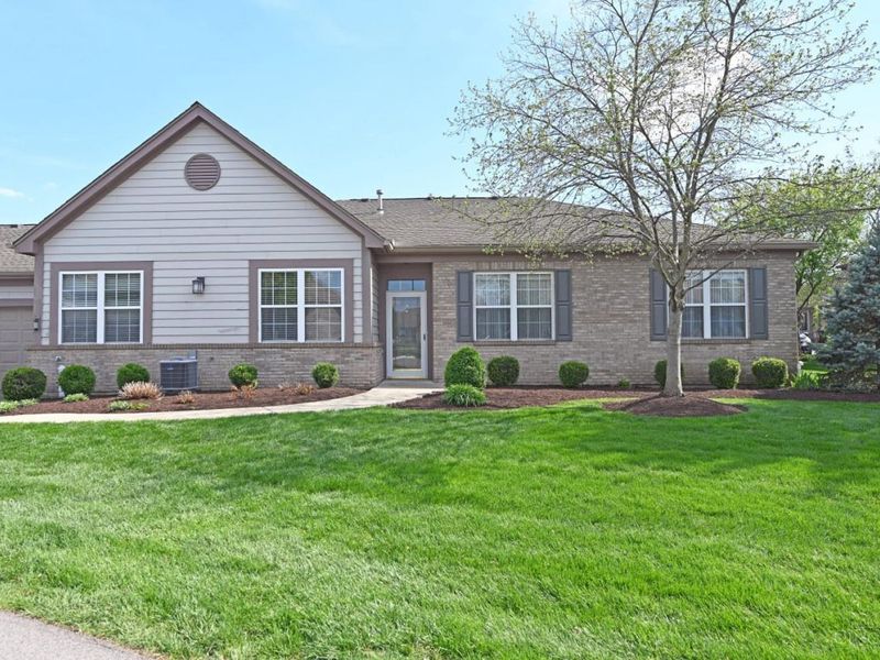 9007 Galewind Way, West Chester, OH 45069 Photo 2