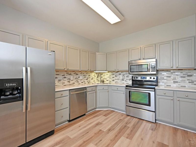 9007 Galewind Way, West Chester, OH 45069 Photo 7