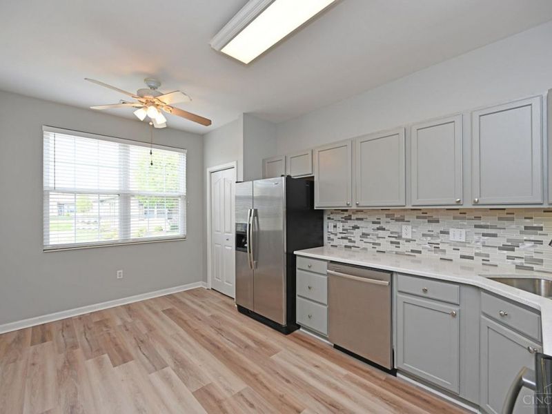 9007 Galewind Way, West Chester, OH 45069 Photo 8