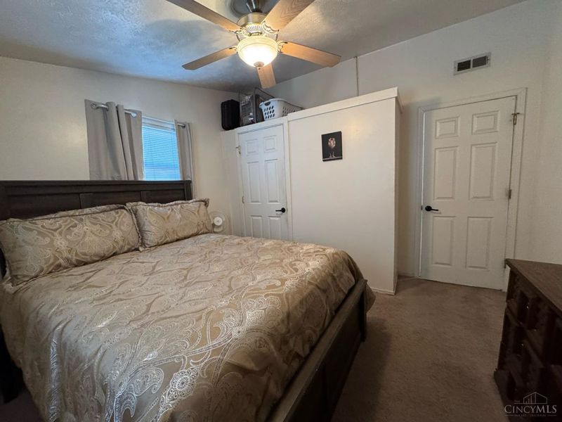 196 Orchard Circle, Blanchester, OH 45107 Photo 12