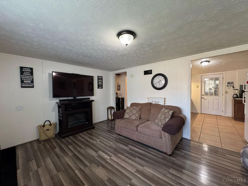 196 Orchard Circle, Blanchester, OH 45107 Photo 7