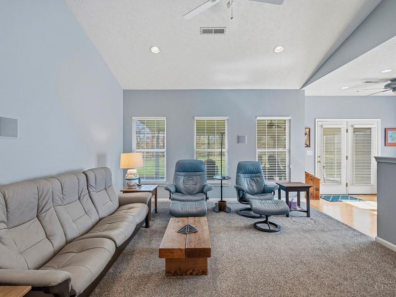 6520 Sioux Pass Court, Maineville, OH 45039 Photo 9