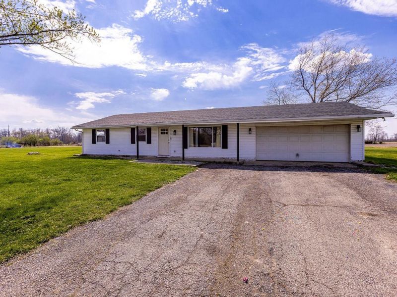 1171 N Sulphur Springs Road, Perry Twp, OH 45381 Photo 2