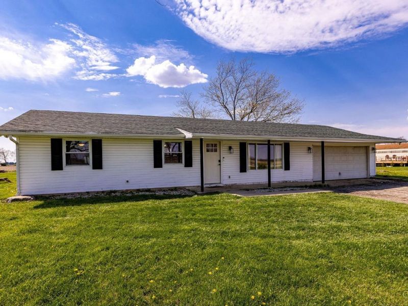 1171 N Sulphur Springs Road, Perry Twp, OH 45381 Photo 3