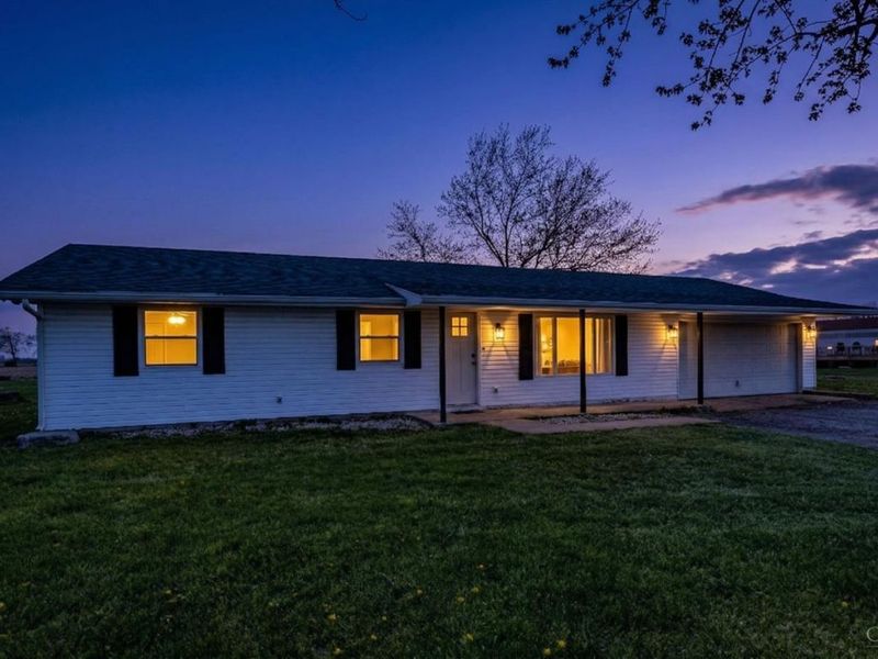 1171 N Sulphur Springs Road, Perry Twp, OH 45381 Photo 4