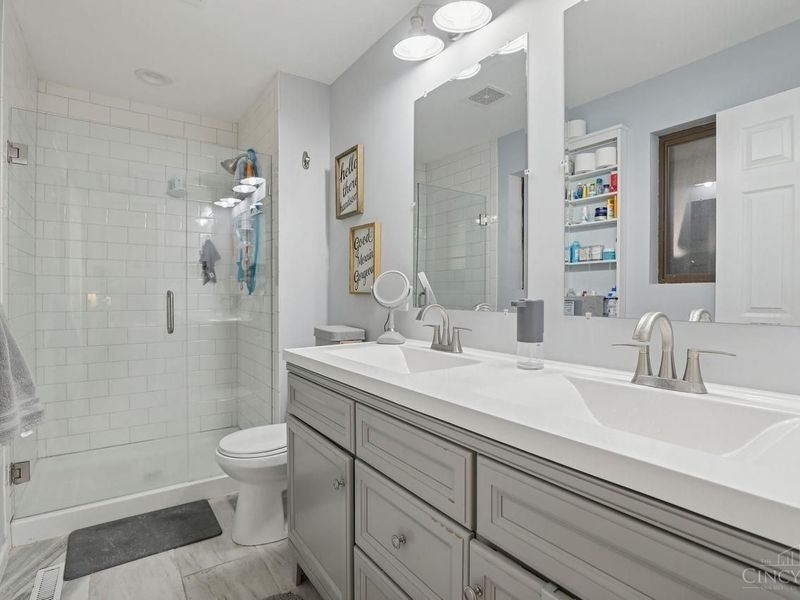 3683 Mantell Avenue, Sycamore Township, OH 45236 Photo 16