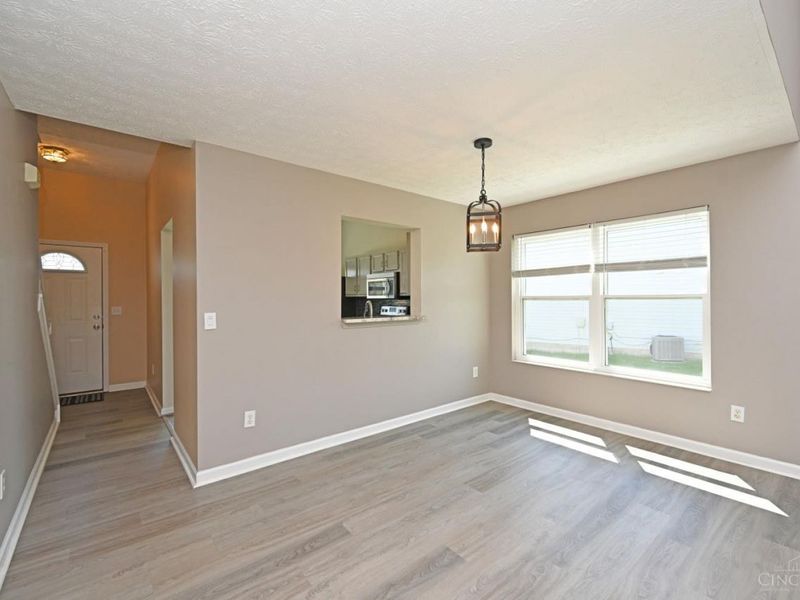 10157 Pippin Meadows Drive, Colerain Township, OH 45231 Photo 12