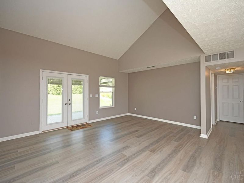 10157 Pippin Meadows Drive, Colerain Township, OH 45231 Photo 15