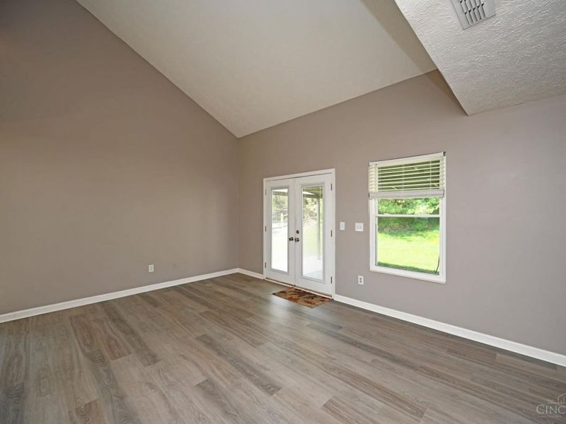 10157 Pippin Meadows Drive, Colerain Township, OH 45231 Photo 19