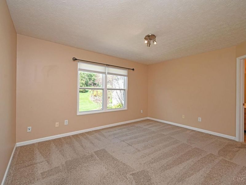 10157 Pippin Meadows Drive, Colerain Township, OH 45231 Photo 22