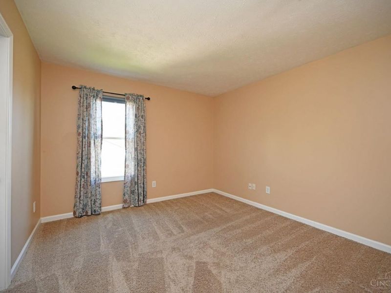 10157 Pippin Meadows Drive, Colerain Township, OH 45231 Photo 32