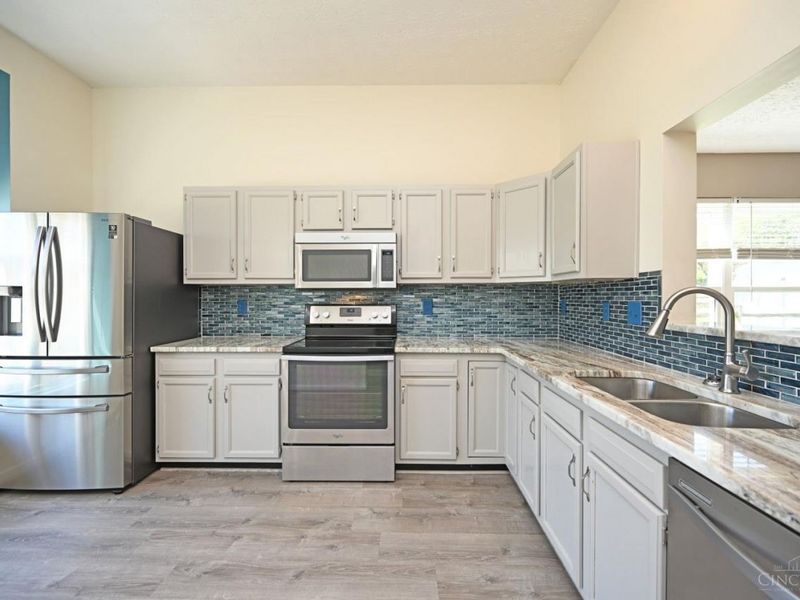 10157 Pippin Meadows Drive, Colerain Township, OH 45231 Photo 5