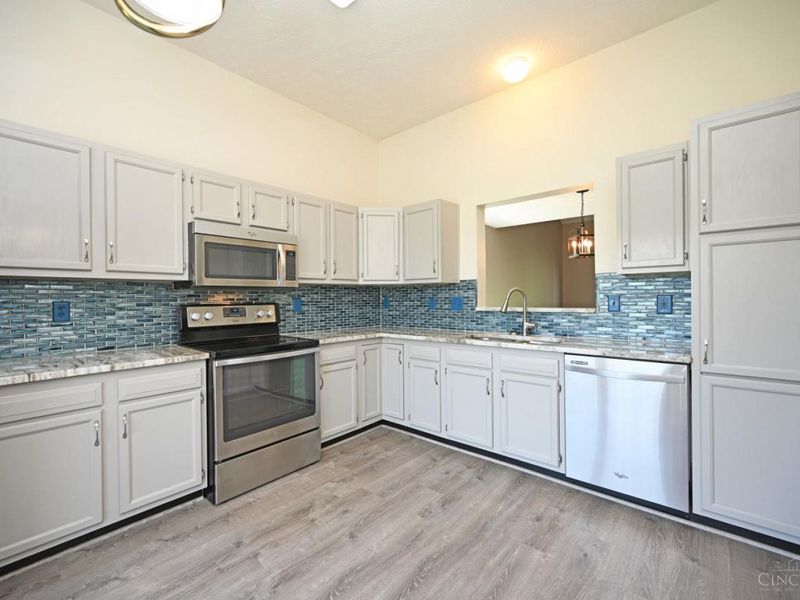 10157 Pippin Meadows Drive, Colerain Township, OH 45231 Photo 9