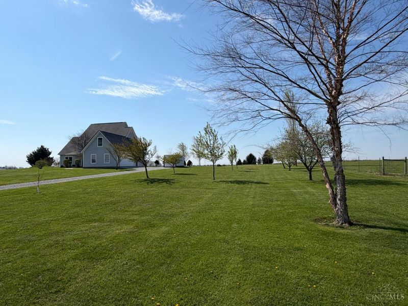 1176 Leeka Road, Green Township, OH 45159 Photo 8