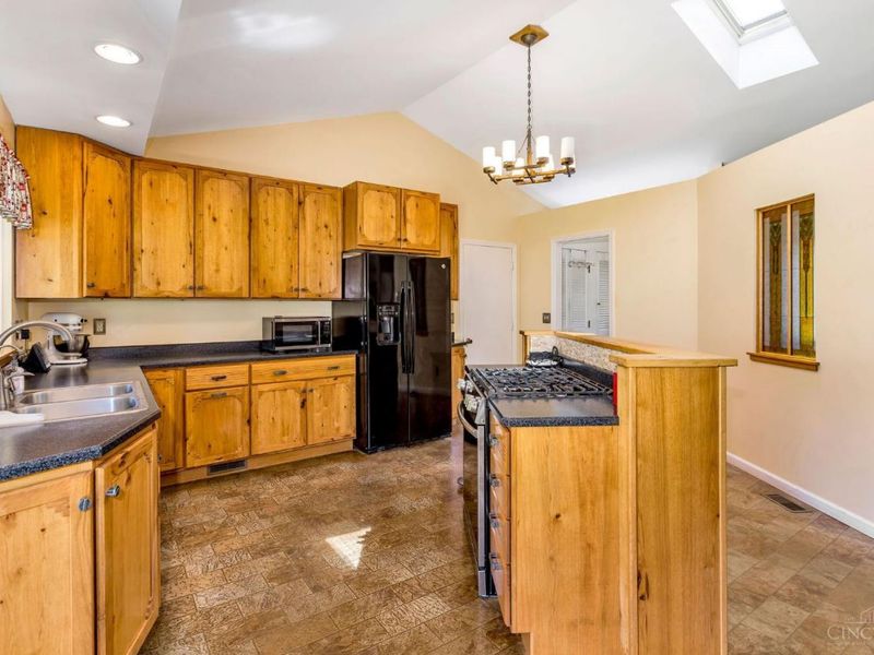 208 McKee Avenue, Oxford, OH 45056 Photo 2