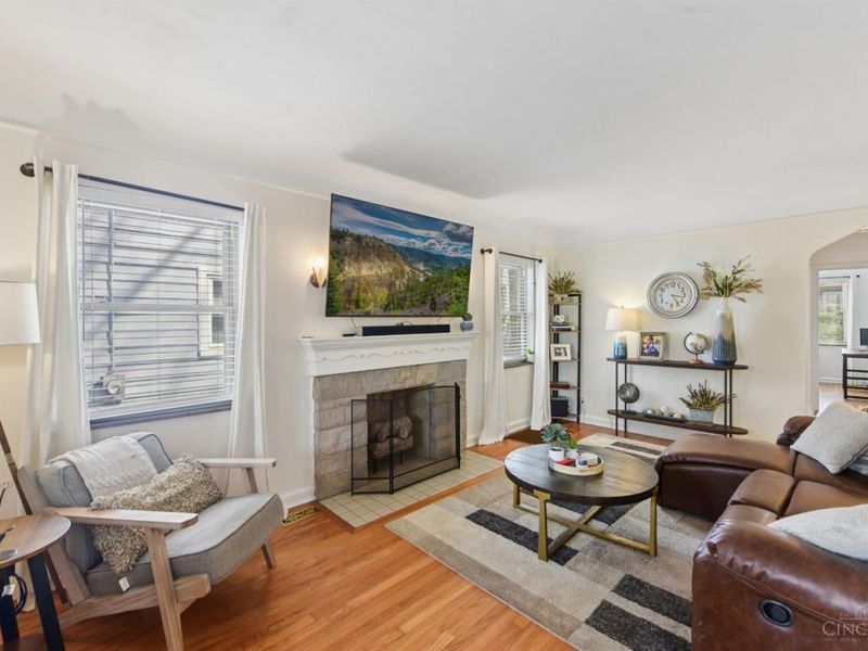 3411 Oak Lane, Cincinnati, OH 45209 Photo 2