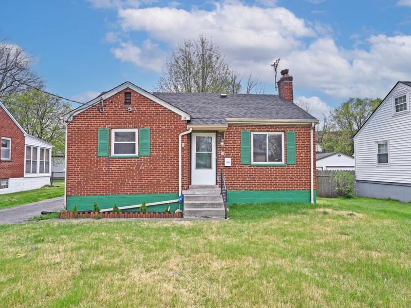 39 Laurel Avenue, Springfield Twp., OH 45216 Photo 2