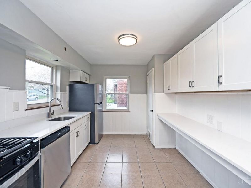 39 Laurel Avenue, Springfield Twp., OH 45216 Photo 8