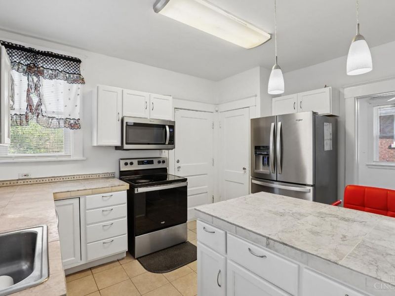 3439 Mcfadden Avenue, Cincinnati, OH 45211 Photo 24