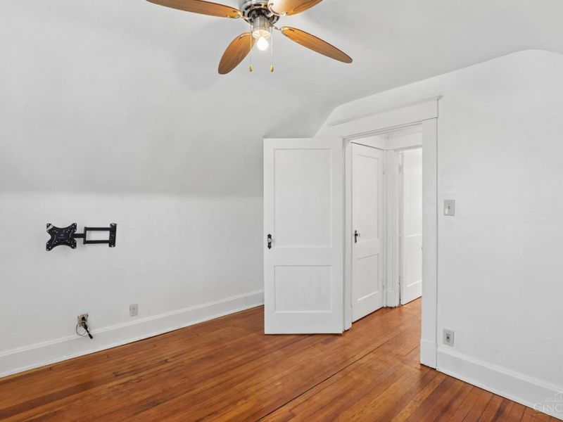 3439 Mcfadden Avenue, Cincinnati, OH 45211 Photo 32