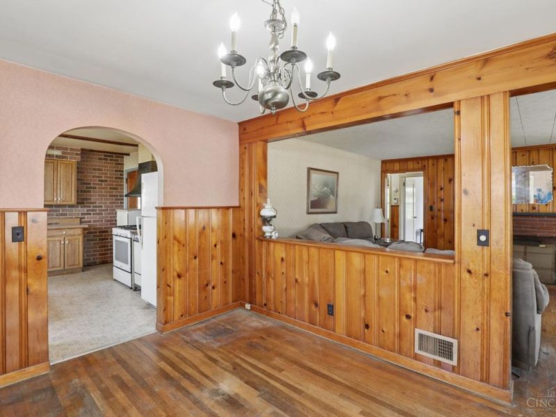 1488 Hill Avenue, Cincinnati, OH 45231 Photo 13