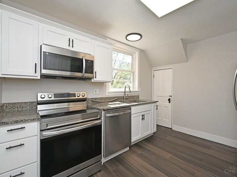 962 Mansion Avenue, Cincinnati, OH 45205 Photo 14