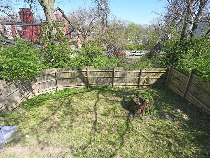 962 Mansion Avenue, Cincinnati, OH 45205 Photo 32