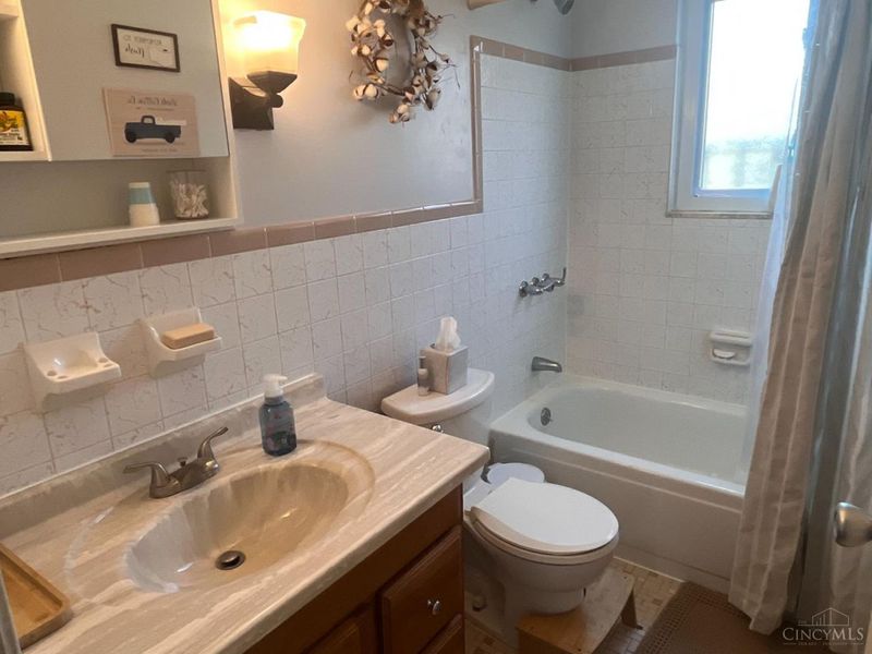 7769 Jandaracres Drive, Cincinnati, OH 45248 Photo 20