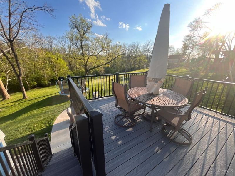 7769 Jandaracres Drive, Cincinnati, OH 45248 Photo 3