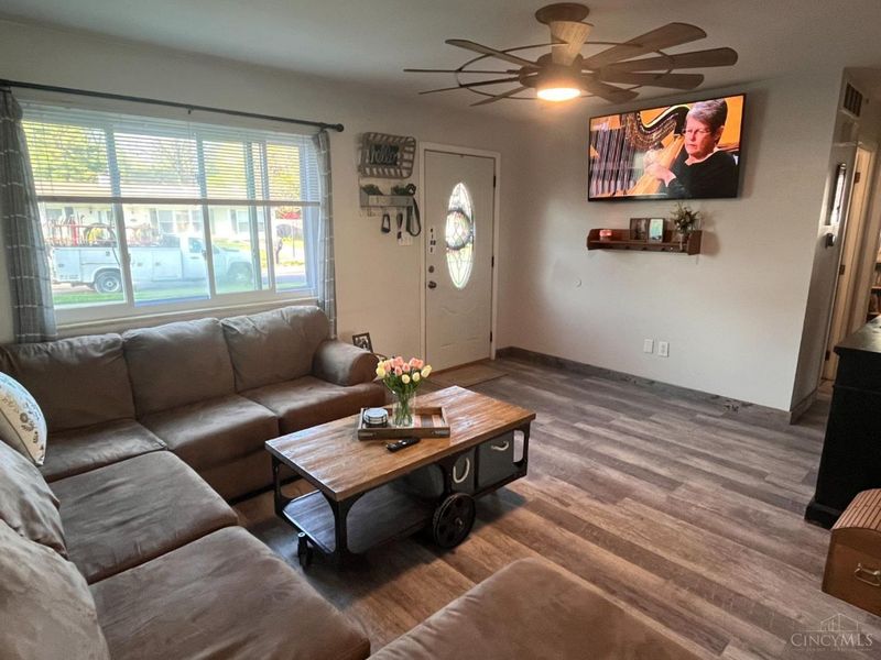 7769 Jandaracres Drive, Cincinnati, OH 45248 Photo 7