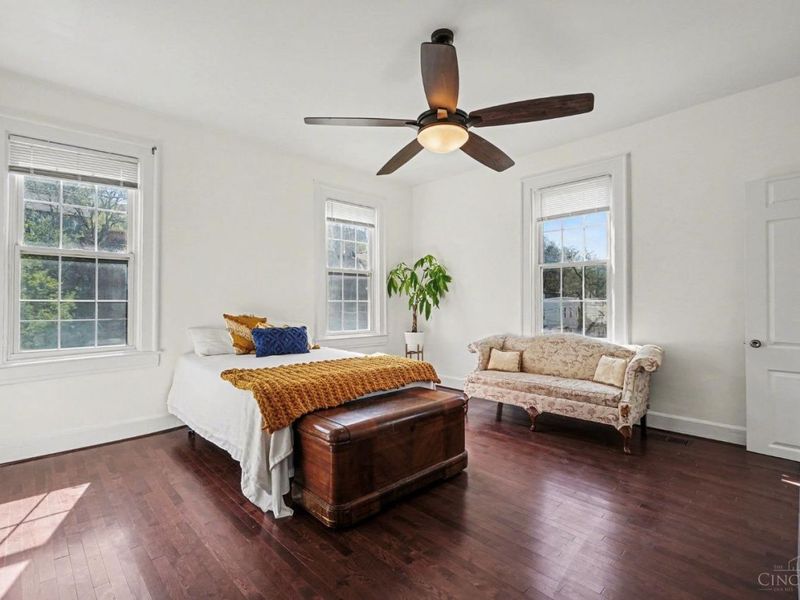 2279 Loth Street, Cincinnati, OH 45219 Photo 11