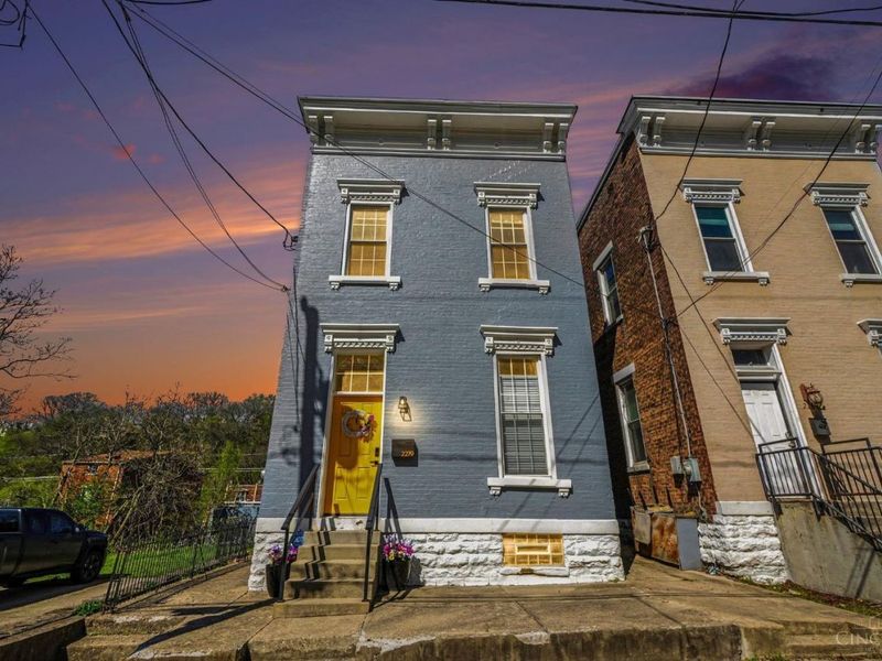 2279 Loth Street, Cincinnati, OH 45219 Photo 2