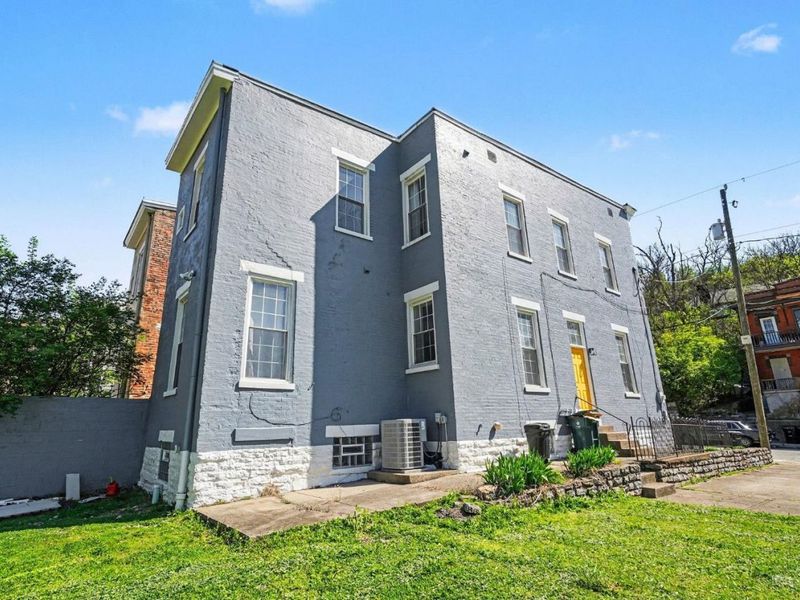 2279 Loth Street, Cincinnati, OH 45219 Photo 21