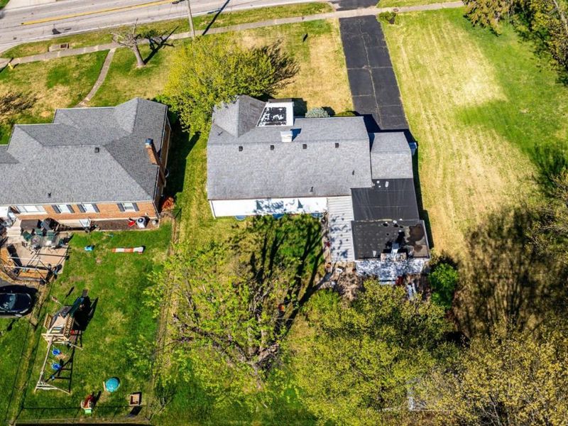 1854 Sylved Lane, Green Township, OH 45238 Photo 11