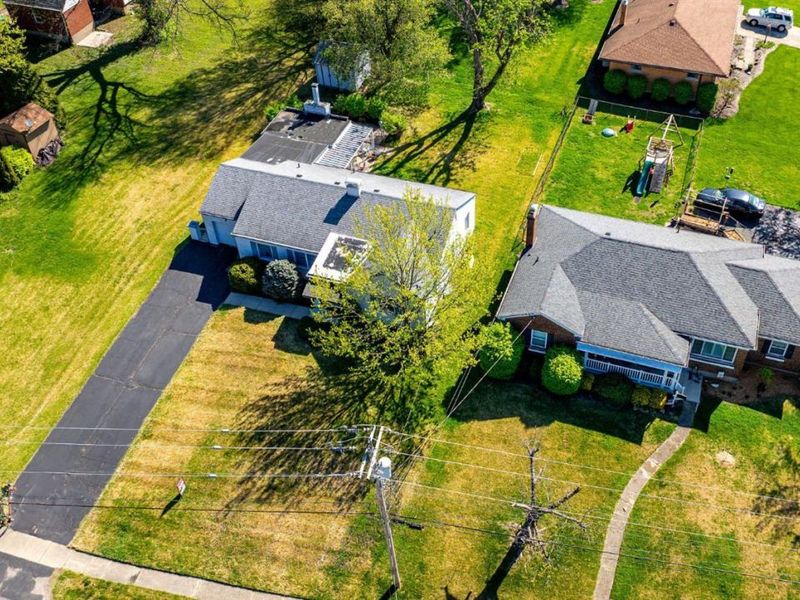 1854 Sylved Lane, Green Township, OH 45238 Photo 8