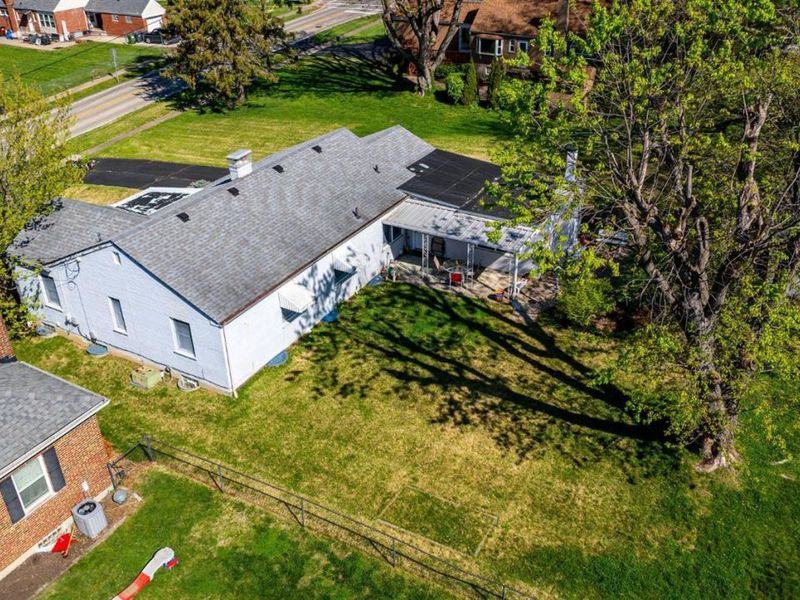 1854 Sylved Lane, Green Township, OH 45238 Photo 9