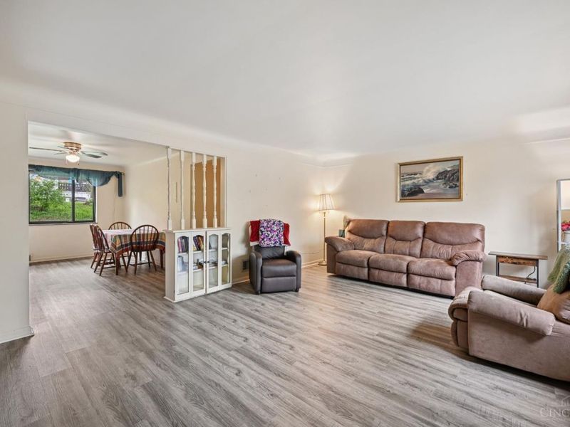 5577 Sunnywoods Lane, Green Township, OH 45239 Photo 5