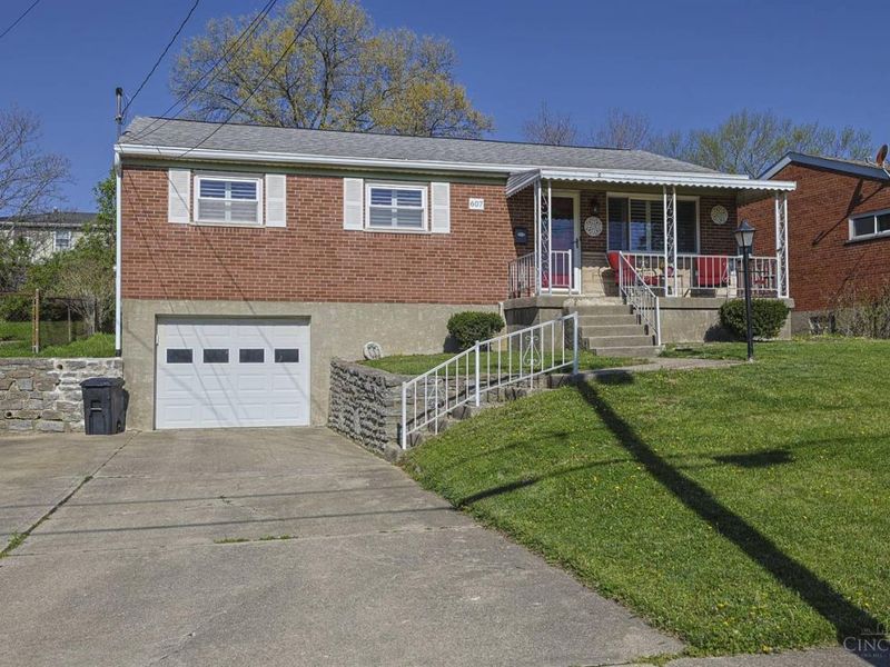 607 Libbejo Drive, Cincinnati, OH 45238 Photo 2