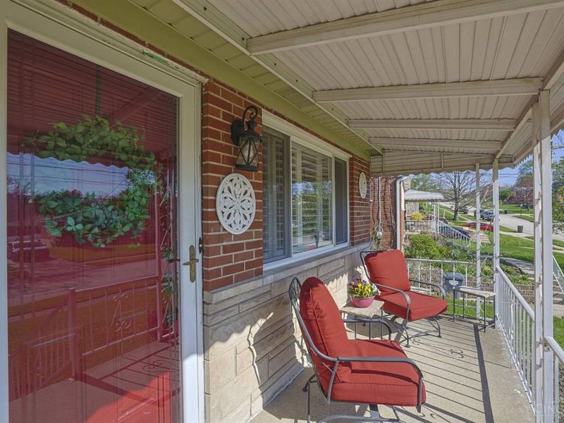 607 Libbejo Drive, Cincinnati, OH 45238 Photo 3