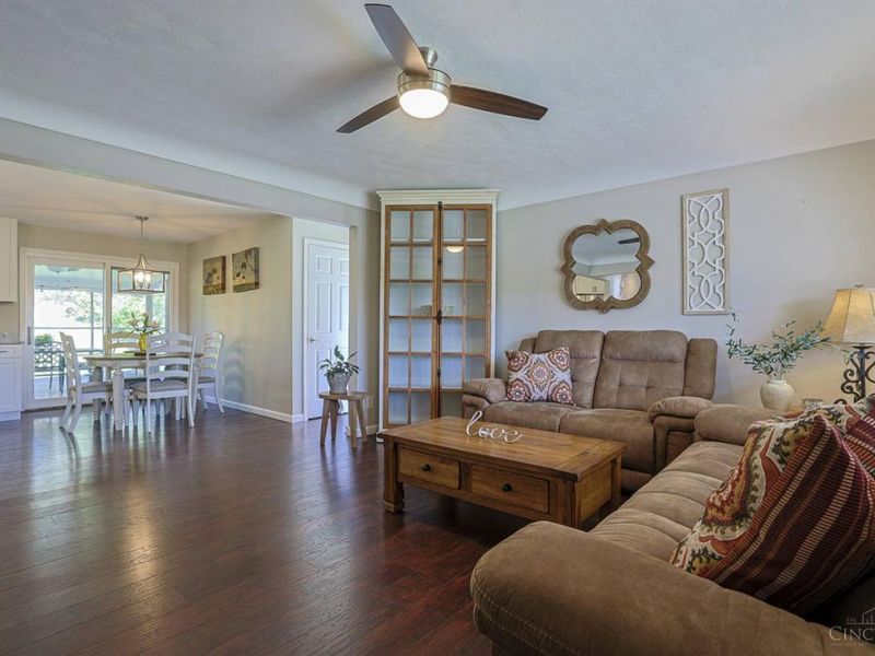 607 Libbejo Drive, Cincinnati, OH 45238 Photo 6